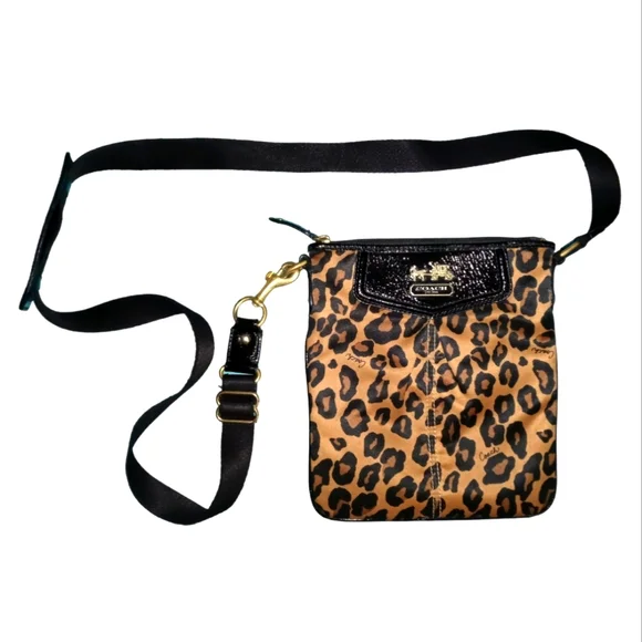 COACH Bag, Ocelot print on sateen finish. Cross body. Y2K. Very Good Cond. - Picture 4 of 9